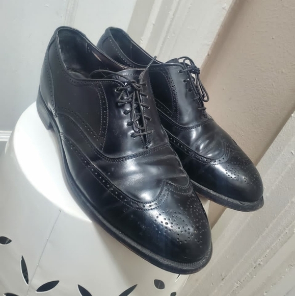 HANOVER MEN'S CLASSICS MASTERFLEX LEATHER WING TIP DRESSY SHOES SIZE 7.5 🌴✌️ - Picture 3 of 16